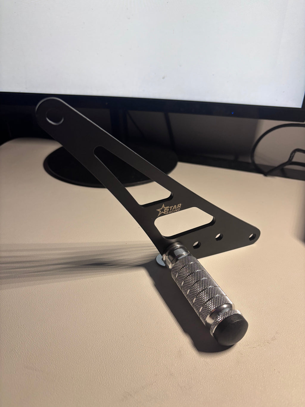 Ultra bee / Komodo foot lock