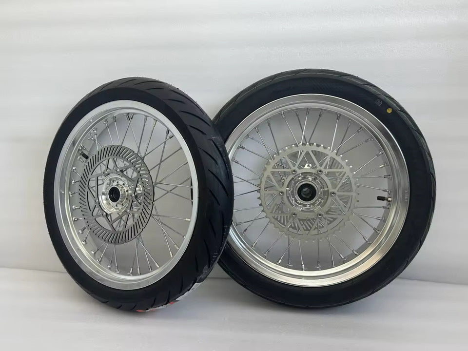 Sliver Ultra Bee Supermotos 17in